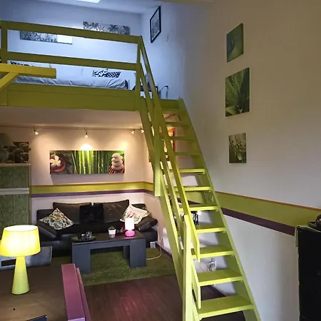 Bambou Nature Semesterbostad Saint-Pierre-la-Mer (Aude)